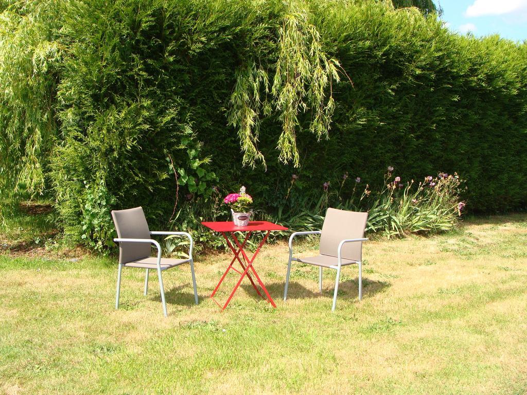Goustranville Le Vieux Castel B&B 외부 사진