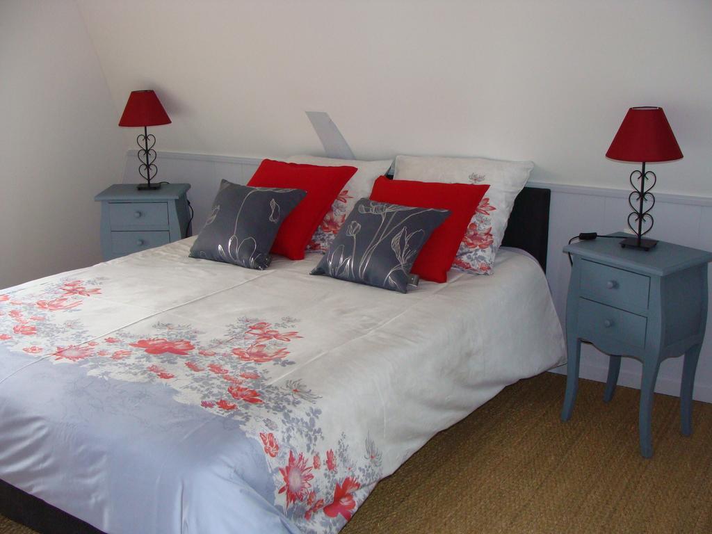 Goustranville Le Vieux Castel B&B 객실 사진