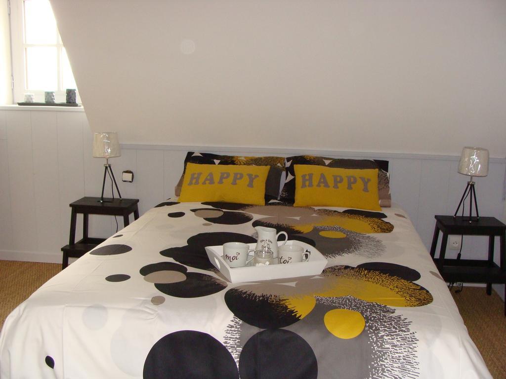 Goustranville Le Vieux Castel B&B 객실 사진