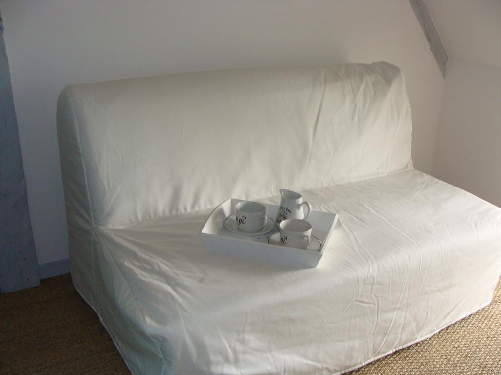 Goustranville Le Vieux Castel B&B 객실 사진