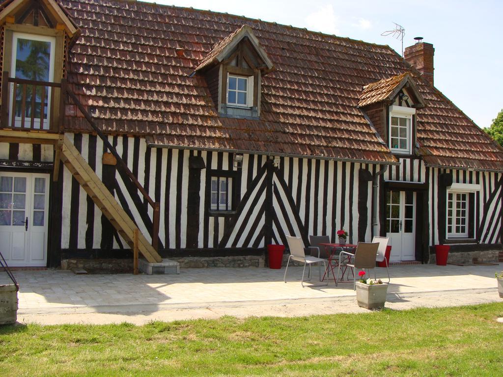 Goustranville Le Vieux Castel B&B 외부 사진